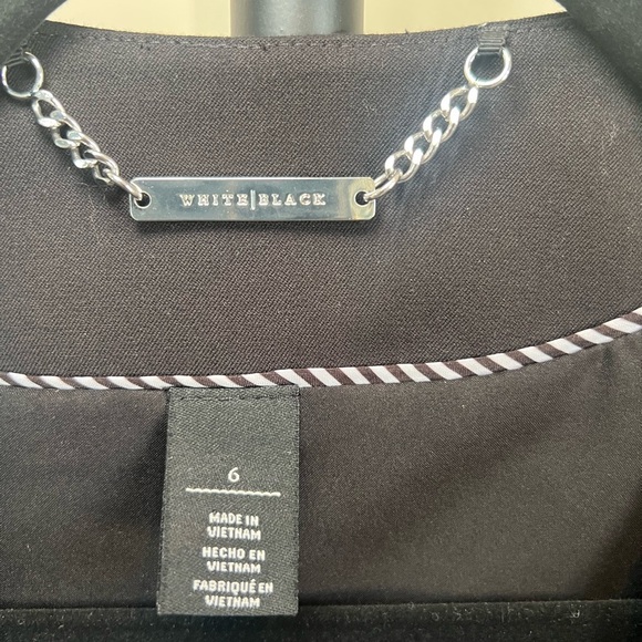 White House Black Market Black double breasted blazer 3/4 sleeves hook front SZ6 - Picture 4 of 5